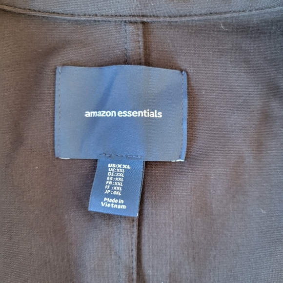 NWT Amazon Essentials Women's Black Blazer Size XXL - Picture 3 of 5